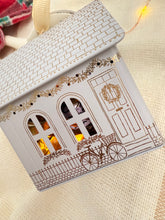 画像をギャラリービューアに読み込む, 【M＆S】クリスマス　限定　ツリーオーナメント　チョコ缶
