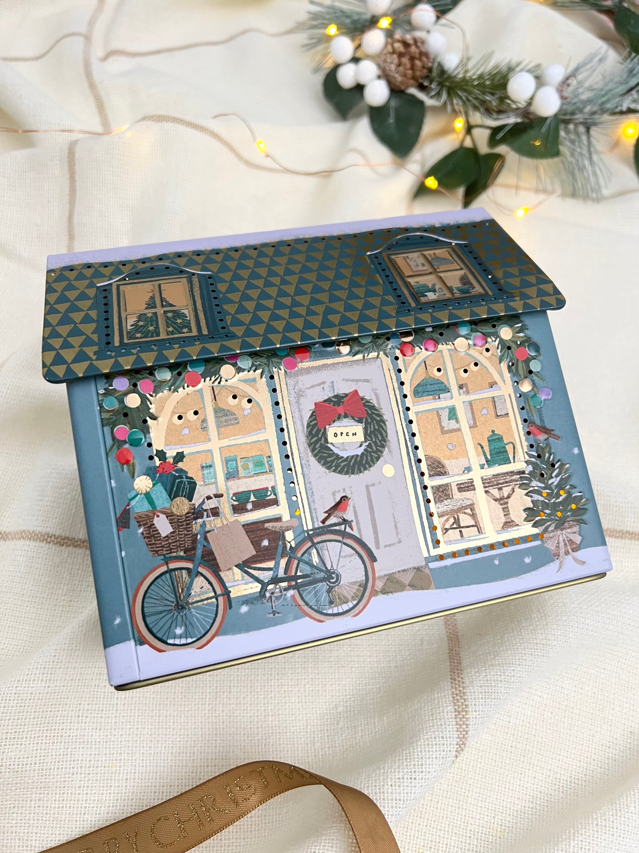 今月迄の限定出品 英マークス&スペンサー クリスマス限定 紅茶缶