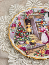 画像をギャラリービューアに読み込む, 【ロイヤルアルバート】クリスマス 絵皿　Christmas Treats
