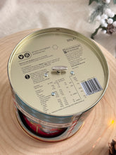 画像をギャラリービューアに読み込む, 【セインズベリーズ】ヴィンテージ　クリスマス限定　回転木馬　オルゴール缶
