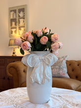 画像をギャラリービューアに読み込む, 【M＆S】リボンモチーフ　花瓶　大
