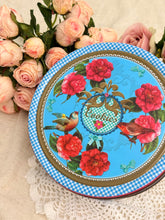 画像をギャラリービューアに読み込む, 【ヴィンテージ缶】　ロビン　ギンガムチェック　クッキー缶
