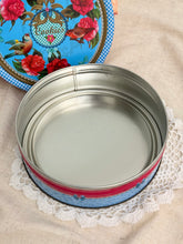 画像をギャラリービューアに読み込む, 【ヴィンテージ缶】　ロビン　ギンガムチェック　クッキー缶
