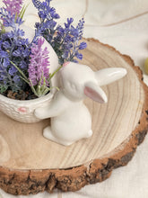 画像をギャラリービューアに読み込む, 【イースターバニー】新品　 現行品  陶器  置物
