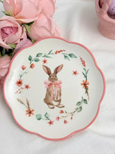 画像をギャラリービューアに読み込む, 【イースター絵皿】新品　 現行品　
