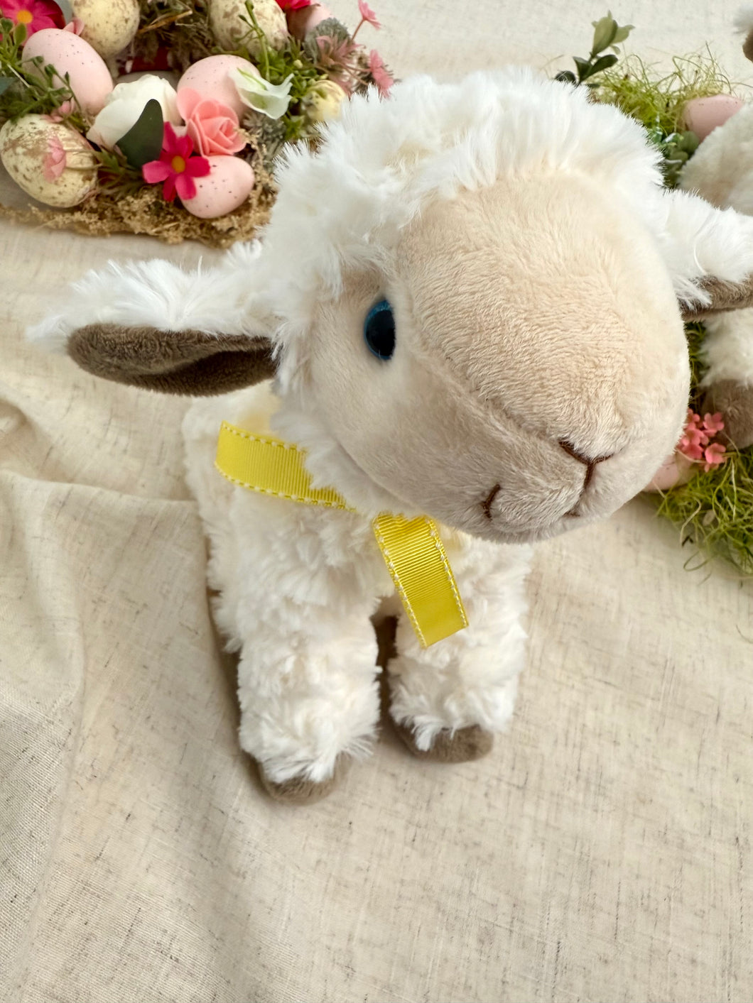 【イースター】 新品　ヒツジ　ぬいぐるみ