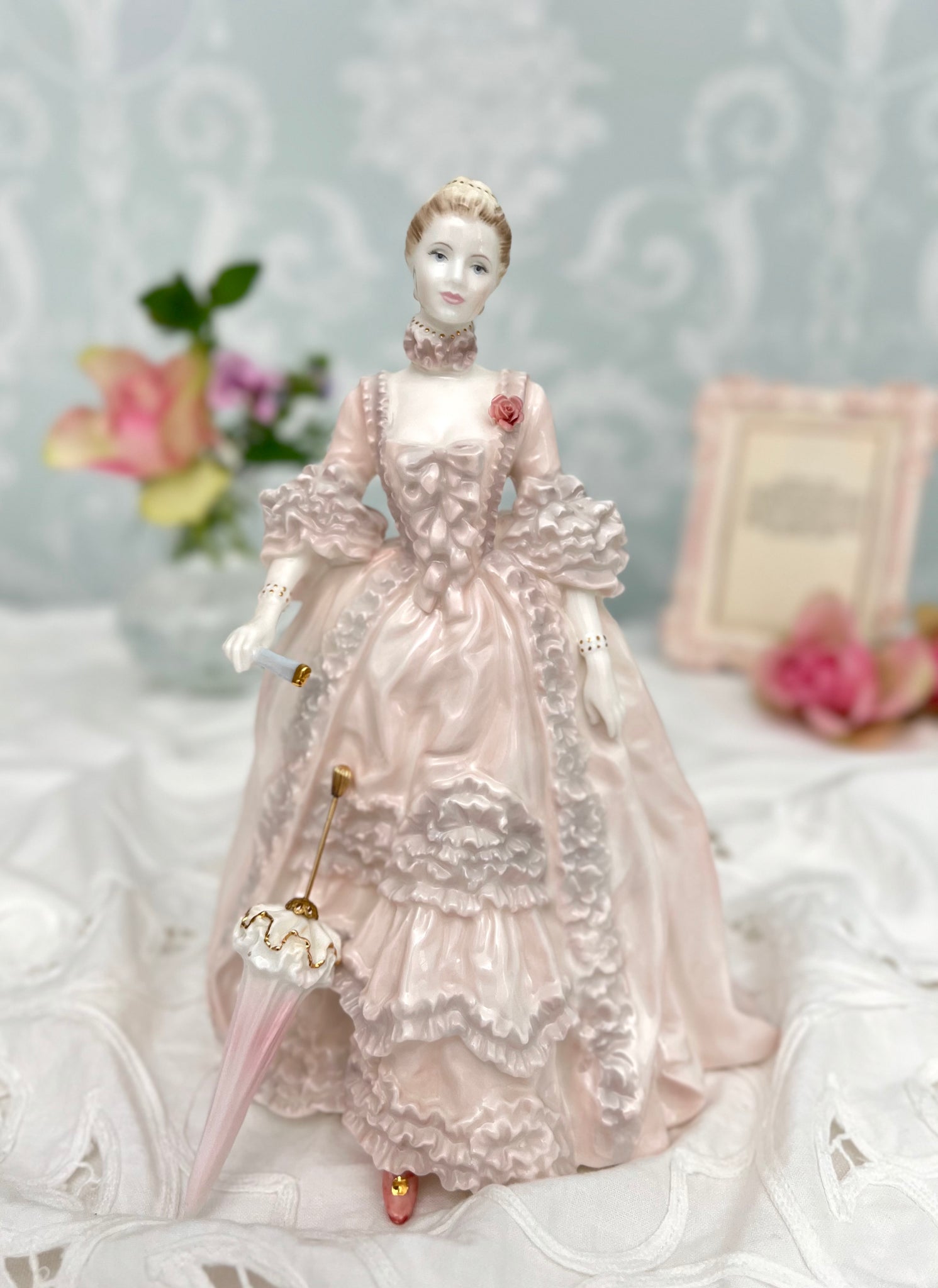 コールポート】 限定フィギュリン ポンパドール夫人 Madame de Pompadour 証明書+パラソル付 送料無料 – caronrose