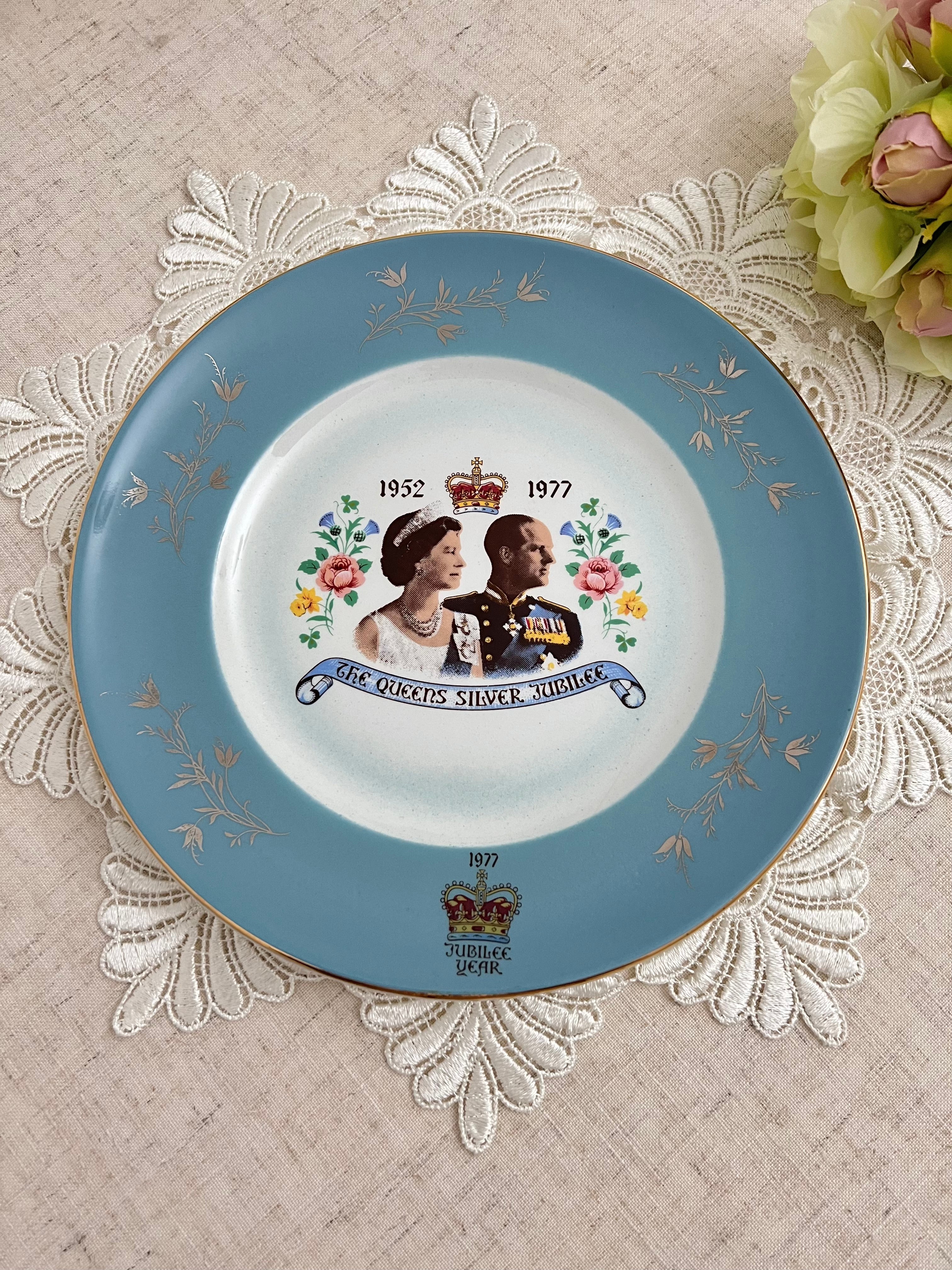 エリザベス女王 1977年記念プレート – caronrose